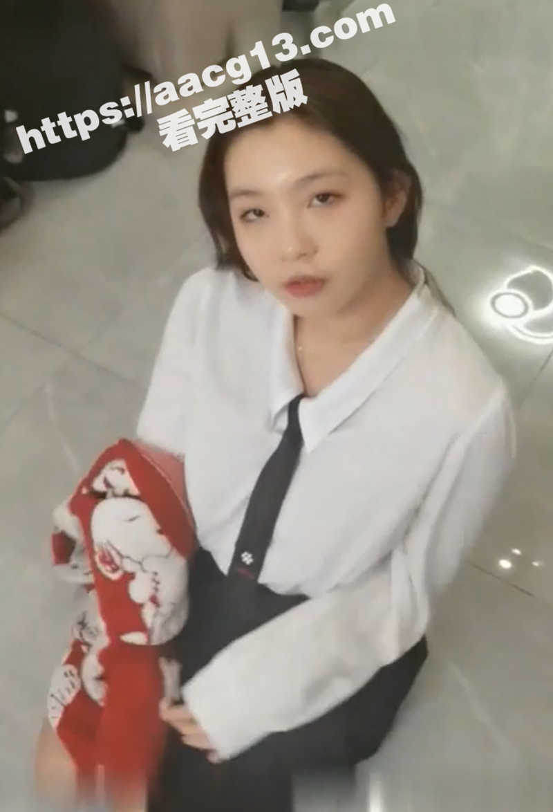 淫荡母狗 辉夜姬 群P黑料视频 多人轮奸反差娇娃 精液尿水灌满骚穴 绝对重口警告