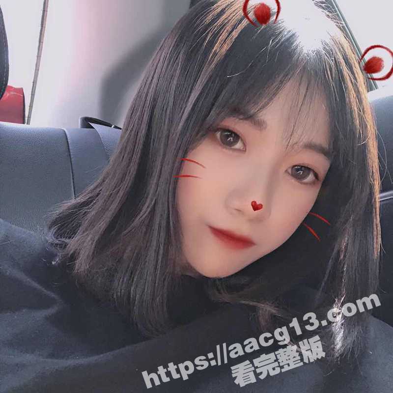 高颜值反差学生妹掰穴露黑木耳被男友曝光 脸穴同款怼镜头自慰 撸点很足值得一看