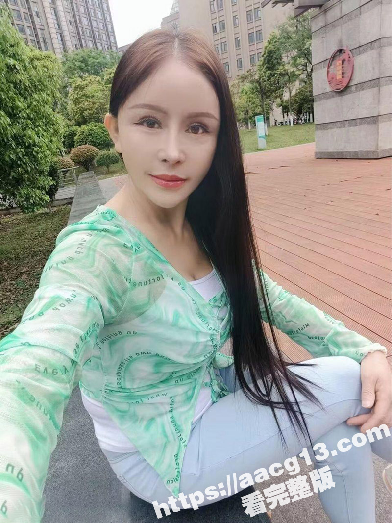 上海律师事务所 极品身材女律师 甘愿当上司性奴 勾引别人老公性爱自拍 被上司原配捉奸并爆光