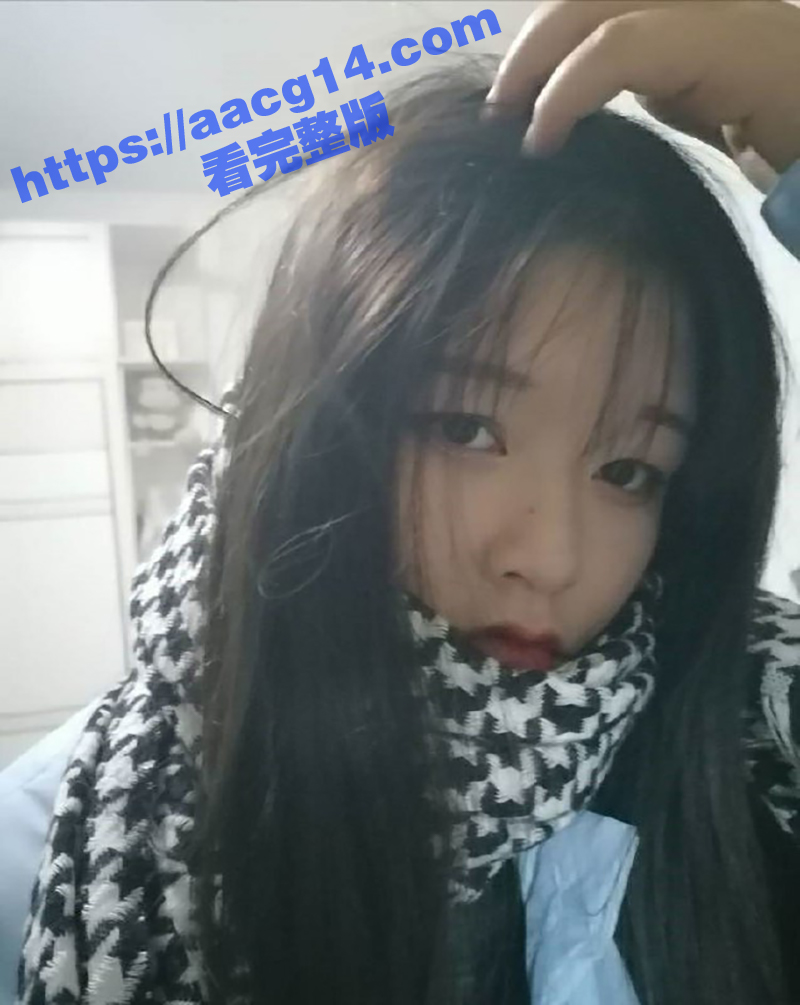 反差母狗女大学生沦为相关图片