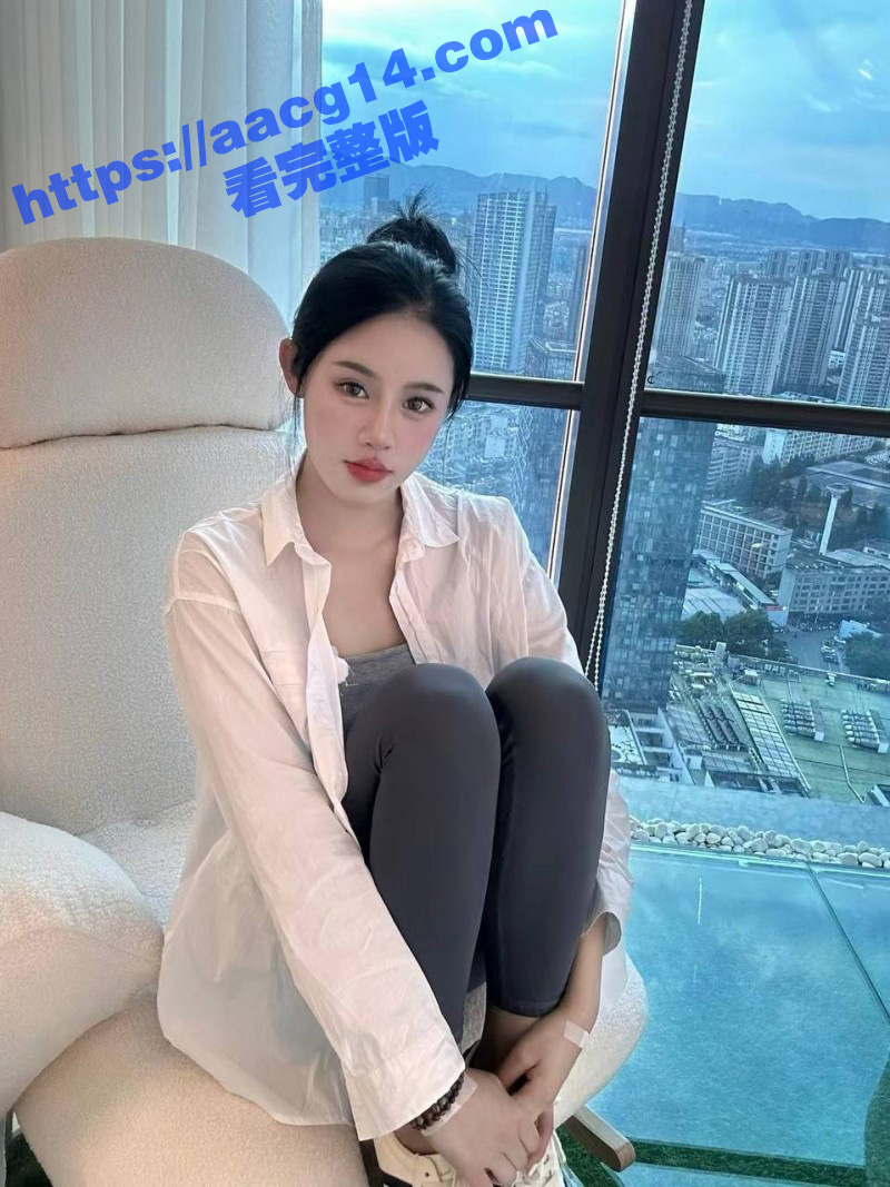 乱伦大神我的小表妹 迷奸亲姐姐体验禁忌性爱 舌尖挑逗坚挺乳头 狂操无毛多汁嫩鲍！