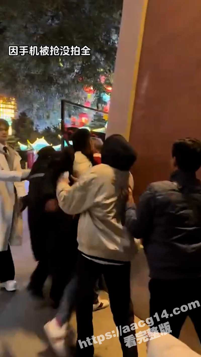 曝港囧执行制片人张宇相关图片
