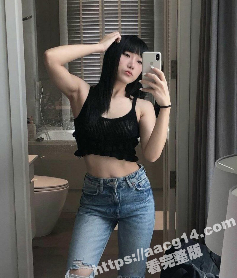 高颜值健身反差婊 孙相关图片