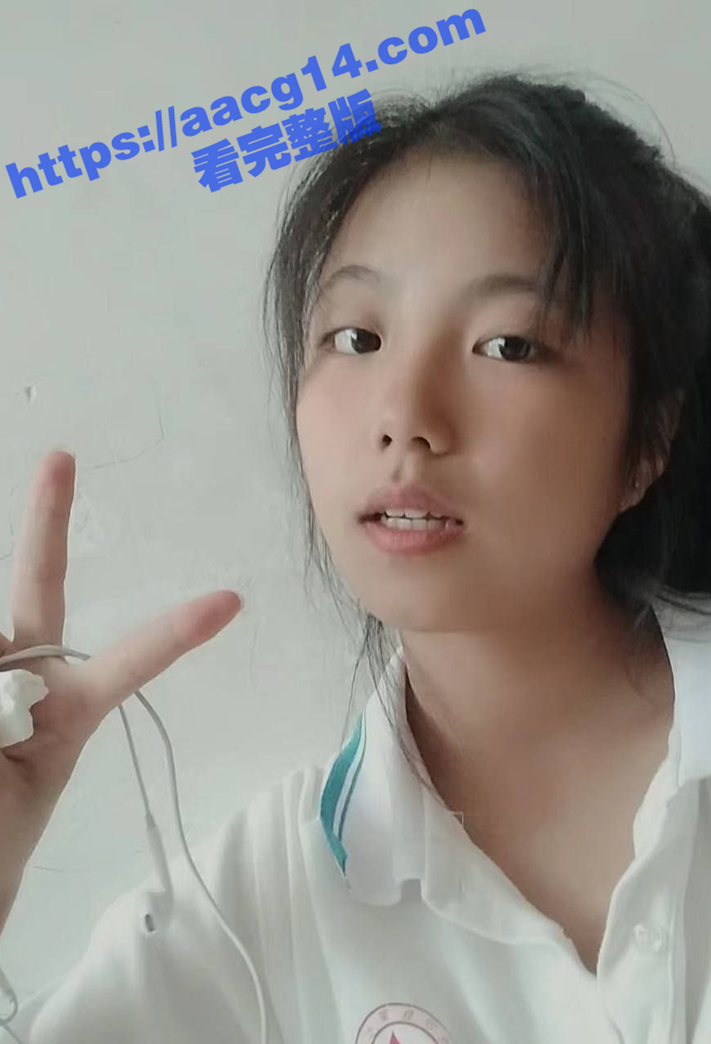 校园纯欲少女竟是欲女反差婊 湖北信息学院大学生 何友娟 与炮友约炮 主动口交与骑乘 疯狂榨精