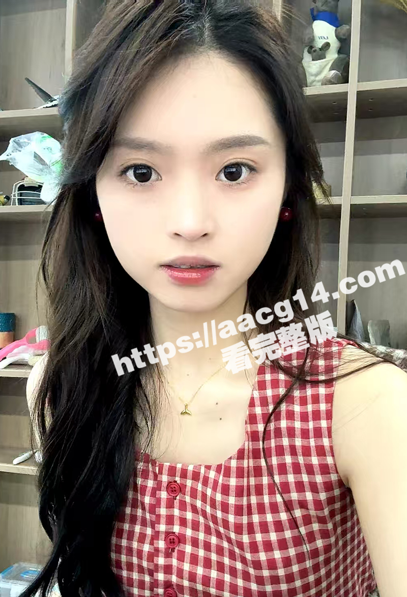 吉林四平大学眼镜妹 相关图片