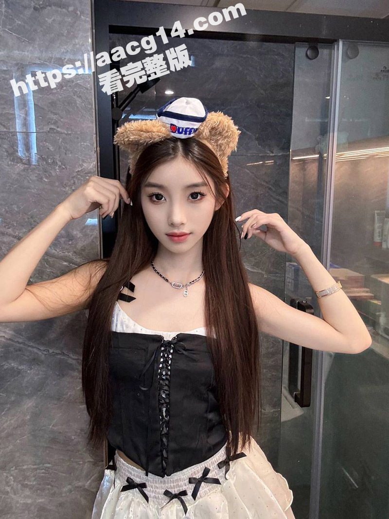 乱伦女神级亲妹妹 黑相关图片
