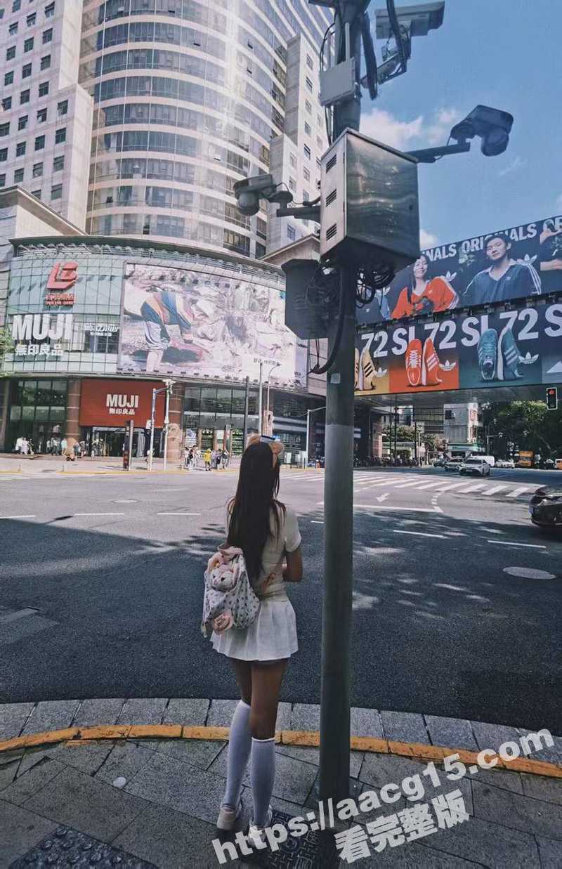 乱伦极品身材表妹 趁相关图片