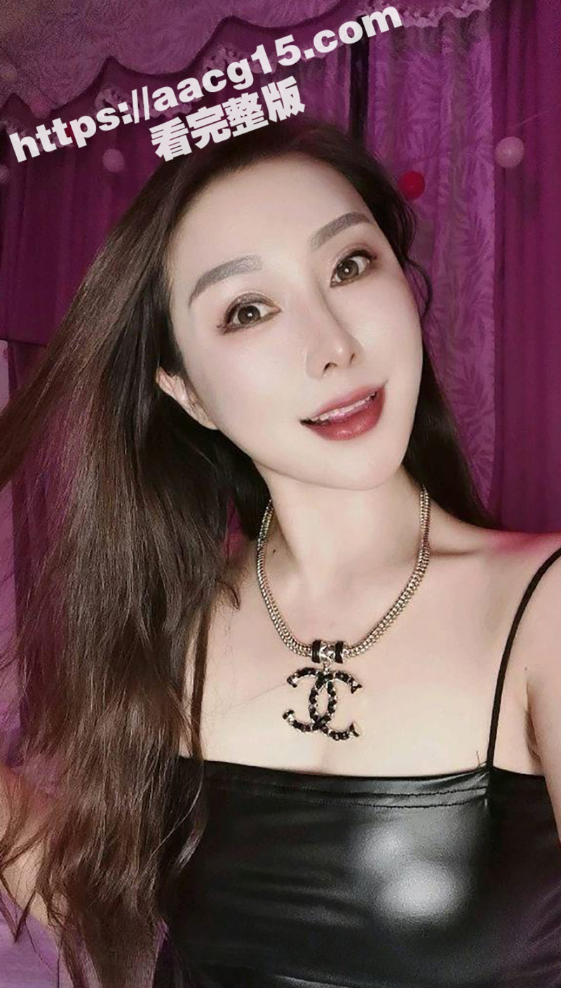 偷情性感肥臀小嫂子 穿开档裤里丝 楼道露出勾引小叔 开日租房激情爆操 无套抽插爽翻了