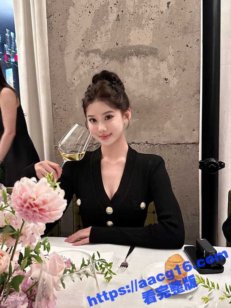 高颜值反差母狗 王舒相关图片