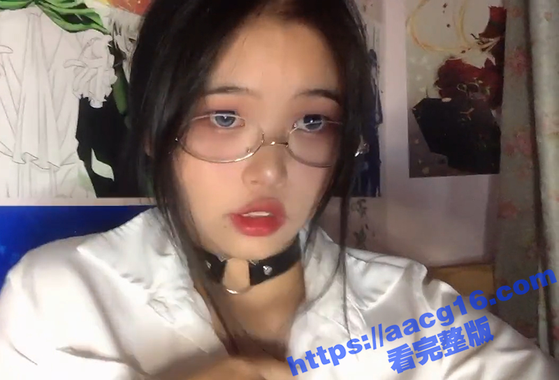 泉州经贸学院眼镜妹 相关图片