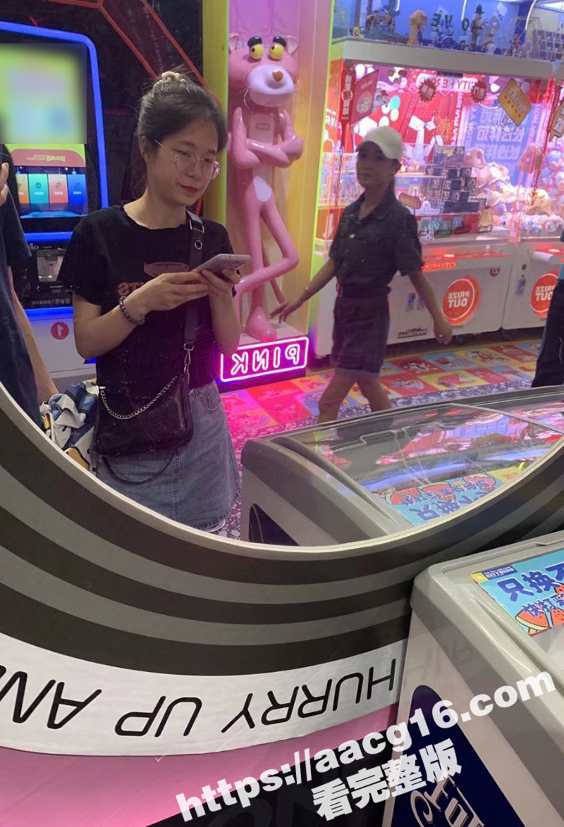 重庆黔江宠物店老板娘相关图片