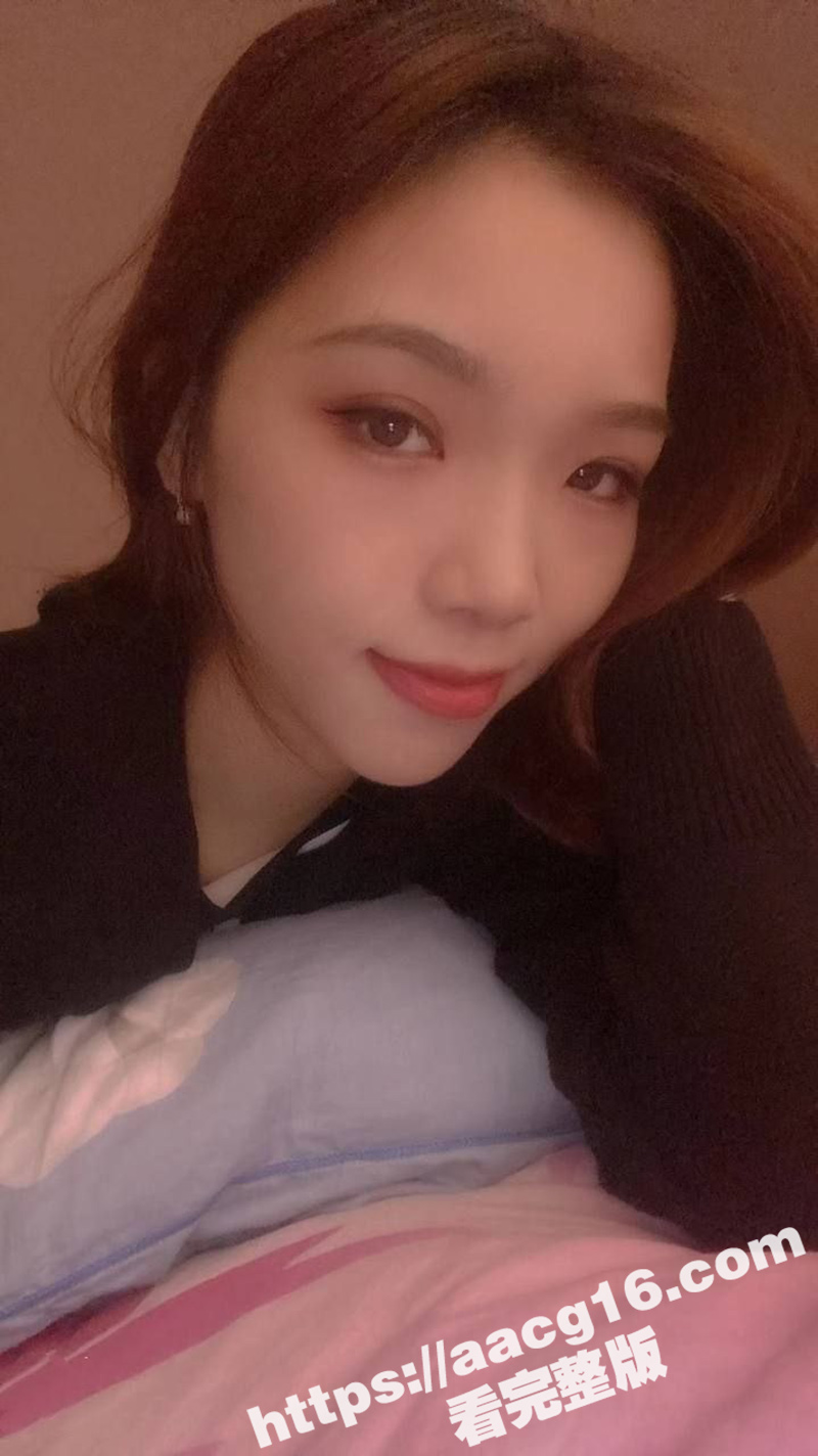汕头御姐女神 刘思涵 身材纤细长腿尤物 人前女神人后母狗 和男同事微信视频 裸聊录屏被泄密流出