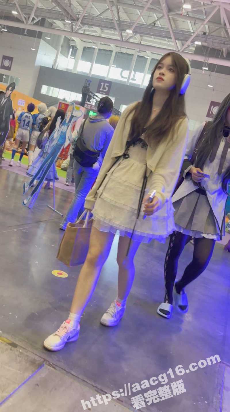 抄底大师惊现漫展艺术相关图片