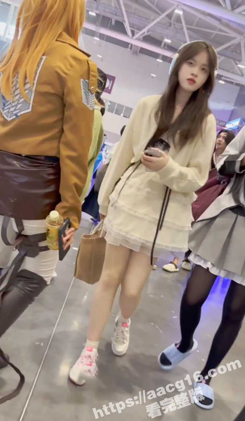 抄底大师惊现漫展艺术相关图片