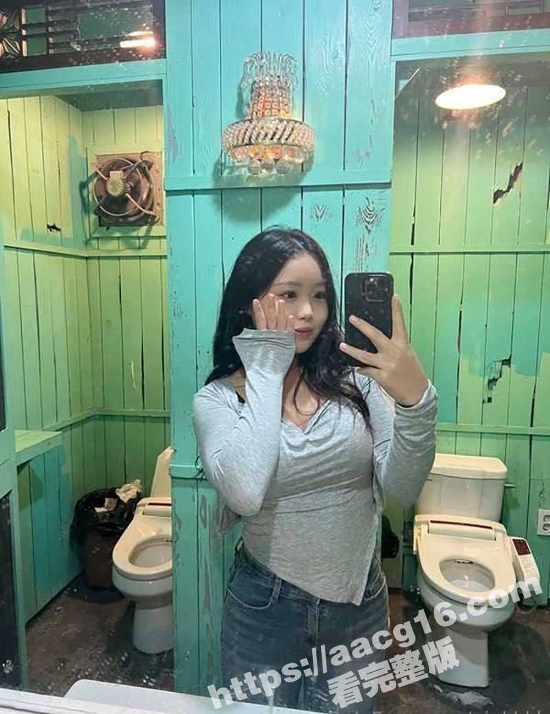 火爆TikTok的韩国性感女神 ljueieha私密视频流出 阿黑颜浴室火辣揉奶 劲爆尺度撩人犯罪