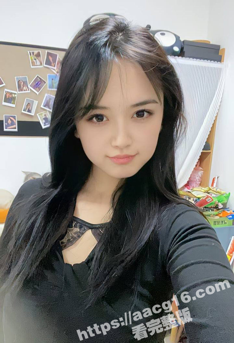 海角社区兄妹乱伦性爱 穿着情趣丝袜的美少女妹妹挑逗亲哥最终被操到翻白眼 骚穴灌满浓精