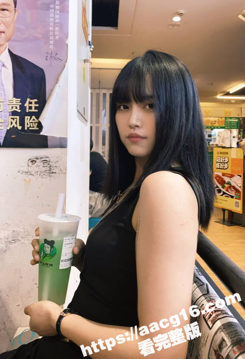 海角社区兄妹乱伦性爱相关图片
