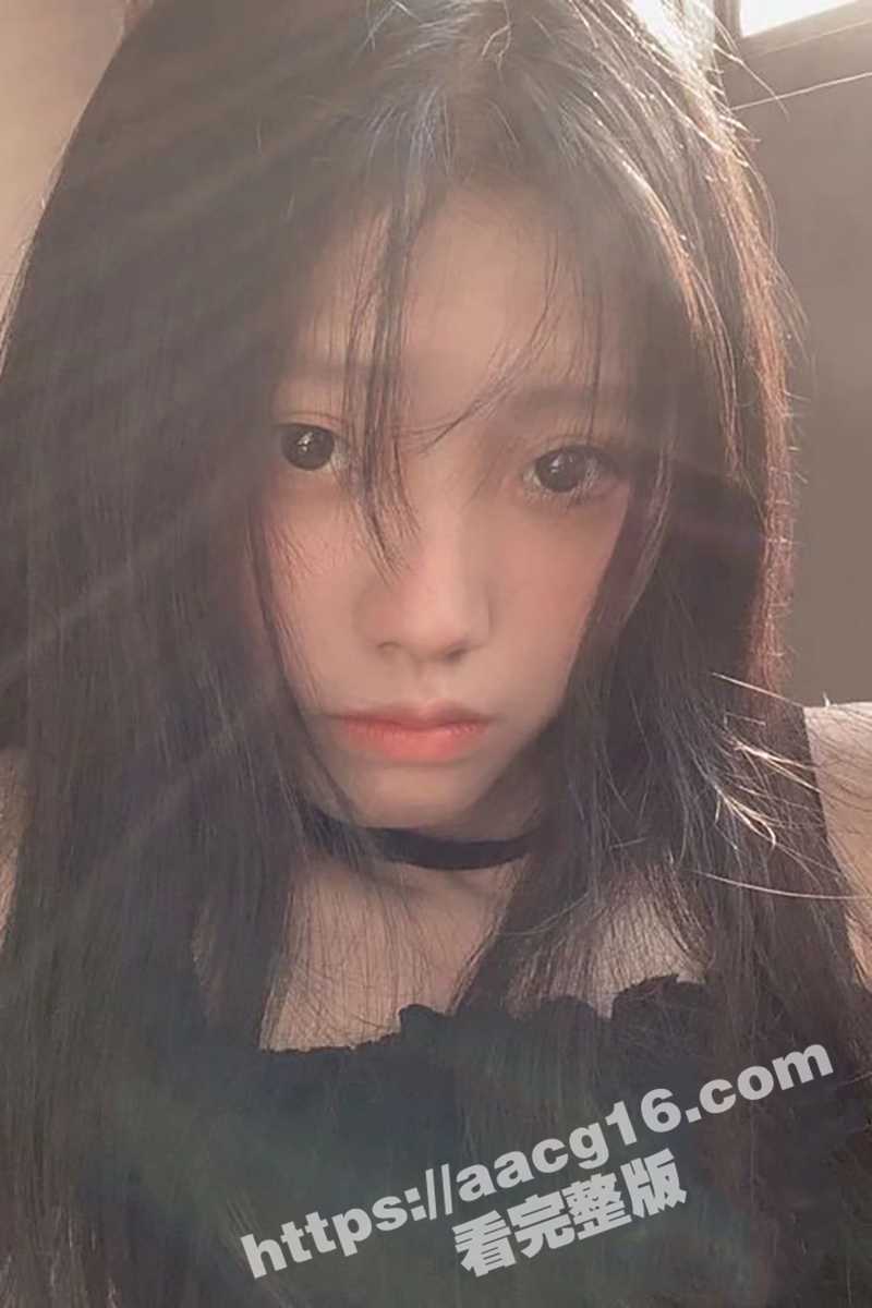 长相神似女明星鞠婧祎相关图片