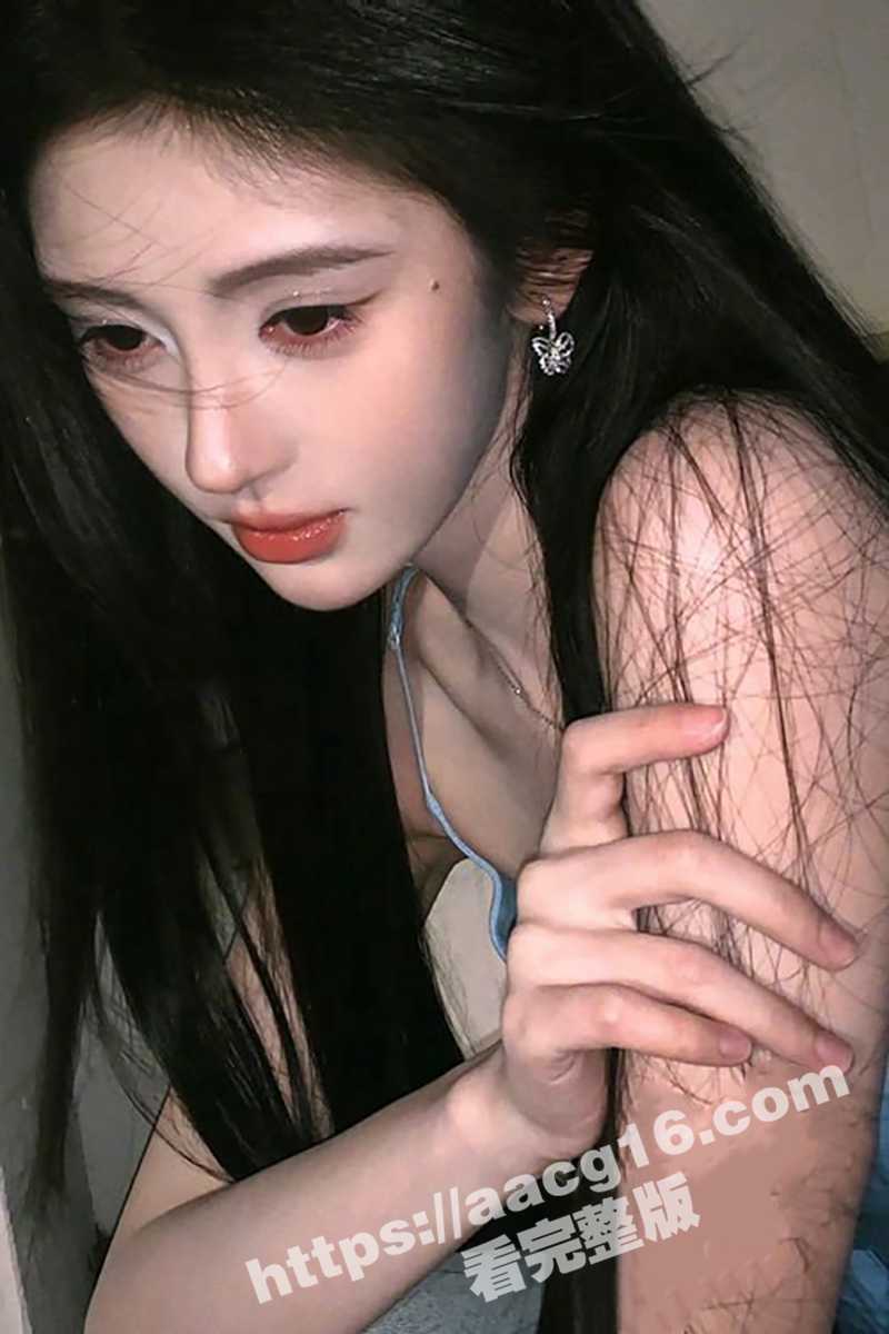 长相神似女明星鞠婧祎相关图片