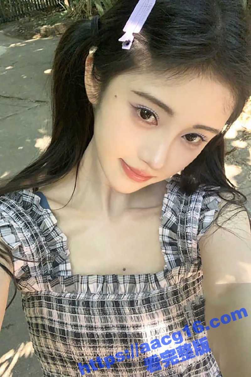 长相神似女明星鞠婧祎相关图片