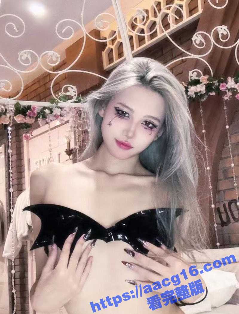 成都高颜值女神 果果相关图片