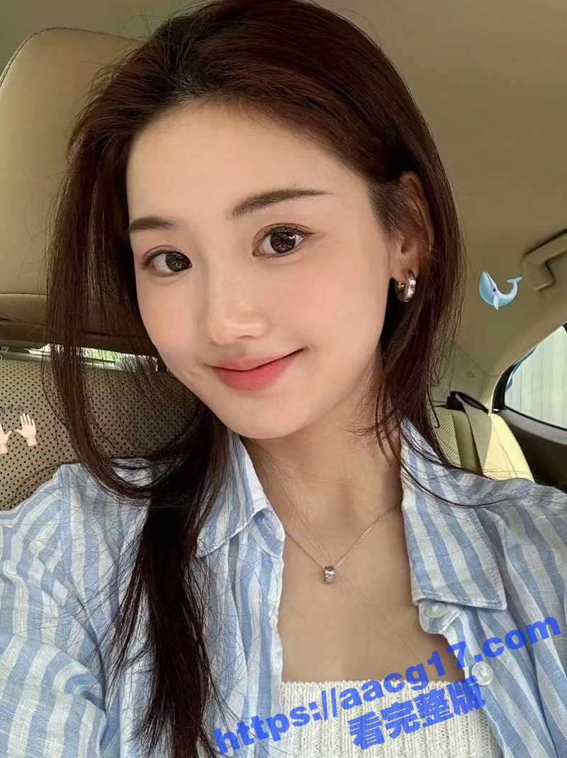真实勾搭大二嫩妹 背着男友出来约炮 喝到微醺带到酒店 捆绑调教激情3p 真实刺激！