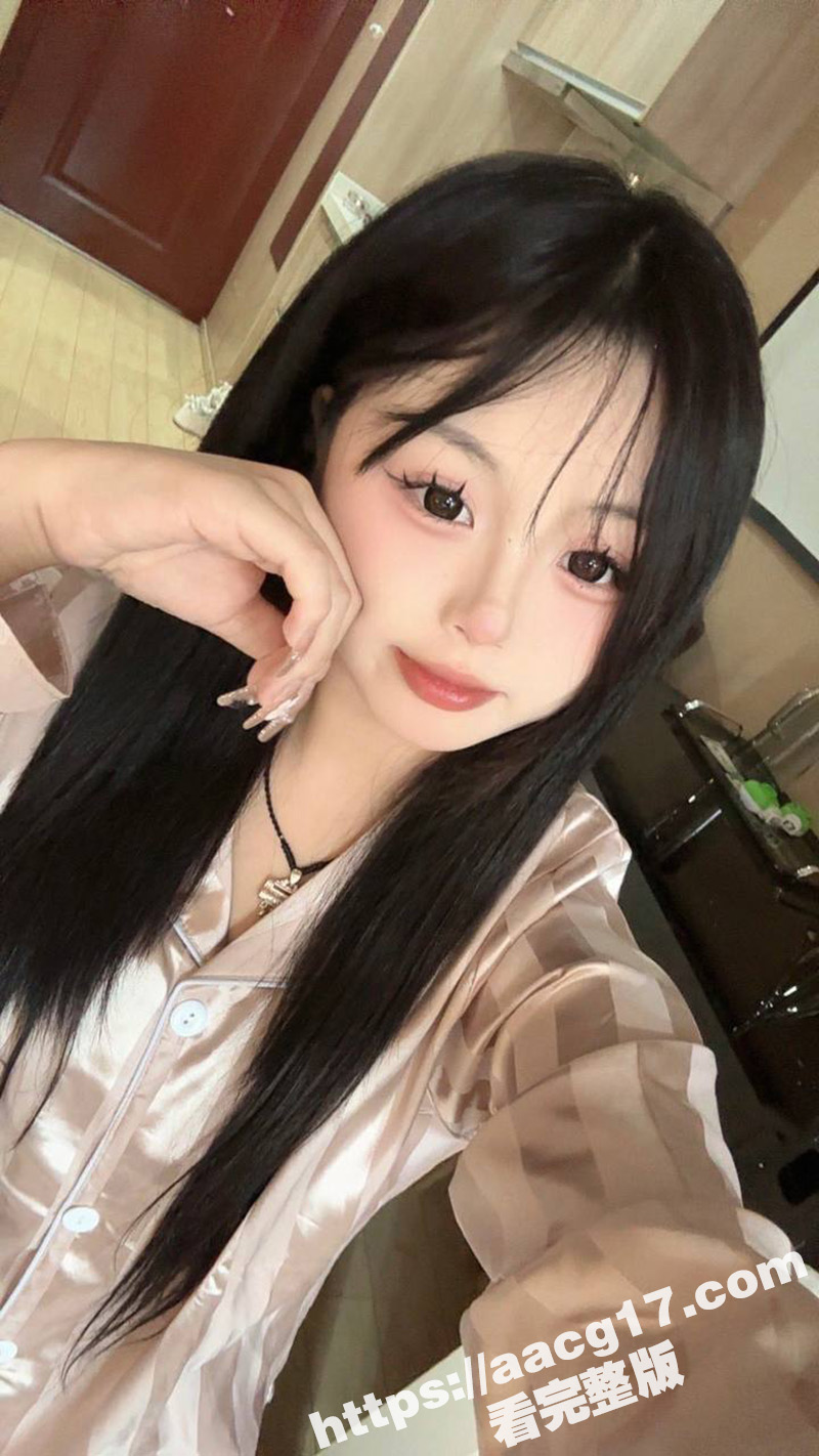 贵州护理职业技术学院学生妹 袁晓荣 铜仁来的骚货 被前男友曝光做爱裸聊视频