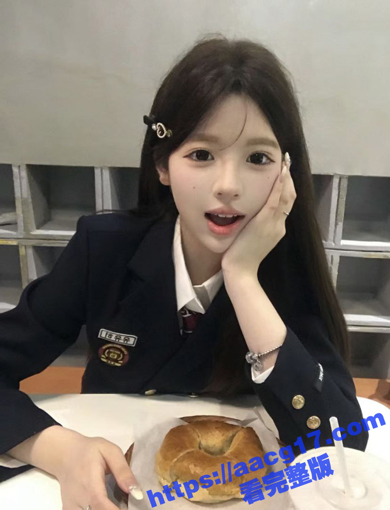 浙江绍兴母狗 张雅瑶 大眼高颜值精神小妹 被金主爸爸拿下 回家还要网调 乳房坚挺小穴粉嫩