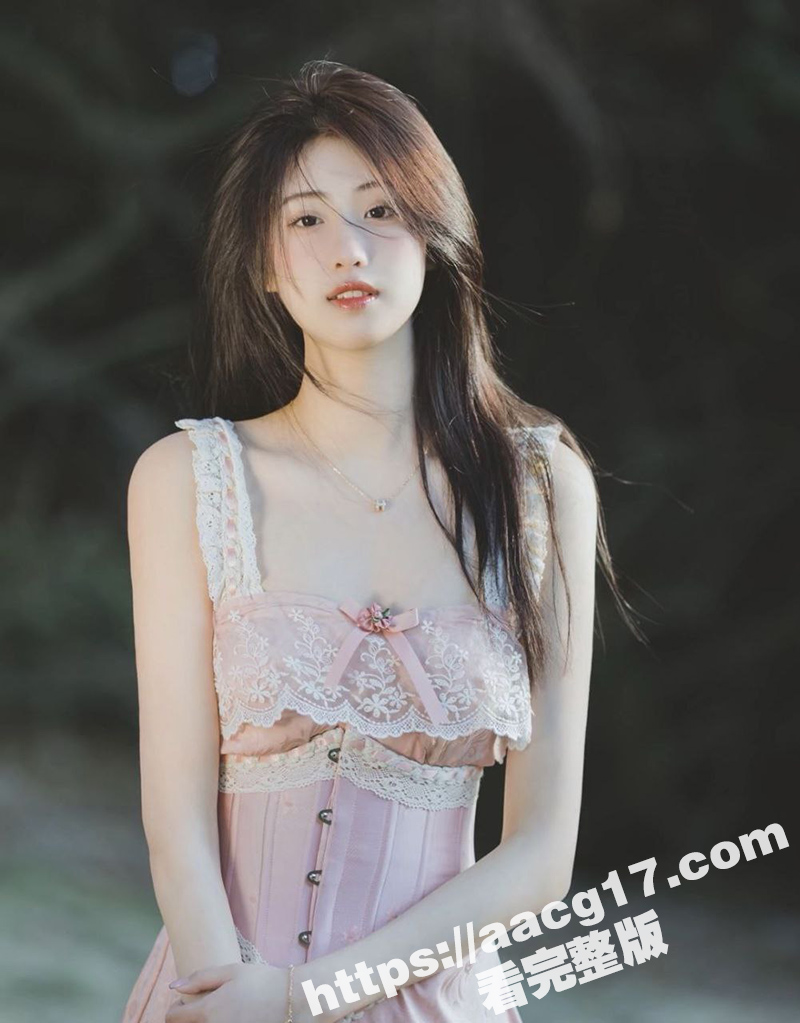 抖音高颜值女神 小布相关图片