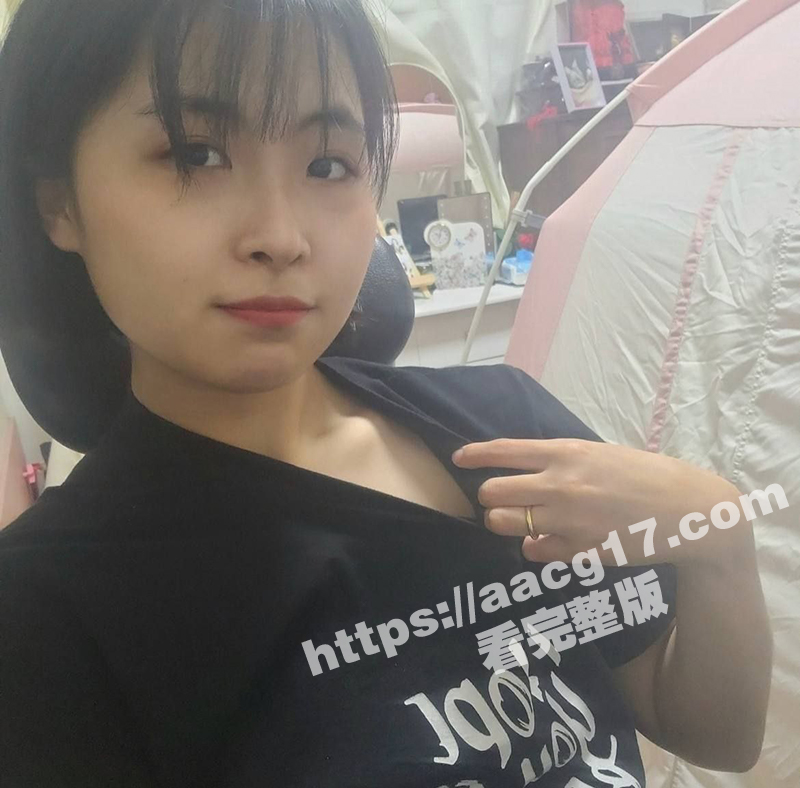 韩国当红男星安在山性相关图片