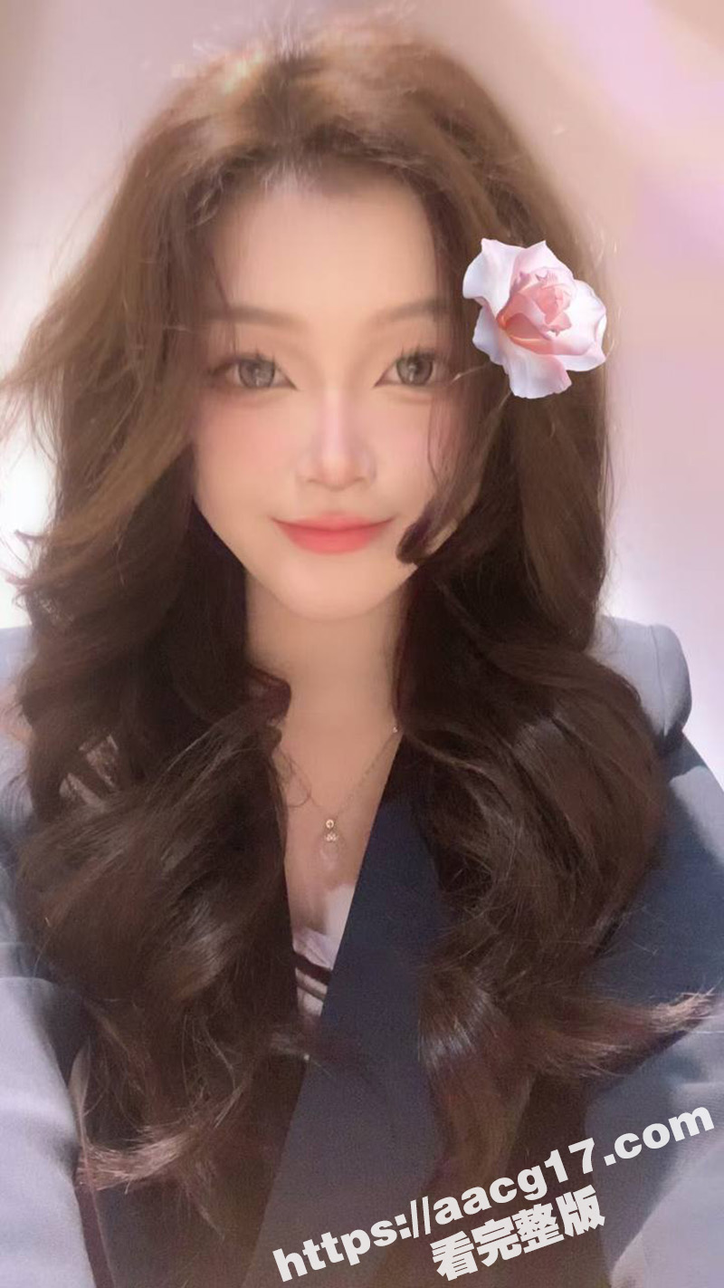 高颜值长腿邻家小妹 相关图片