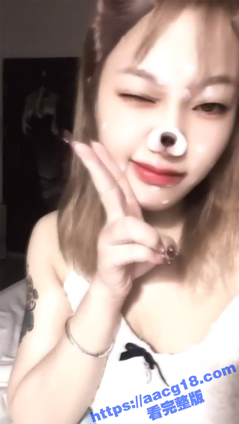 成都夜场陪酒女 李安婉 大奶翘臀反差骚逼 上班期间经常跟客人出去开房 遭前男友曝光