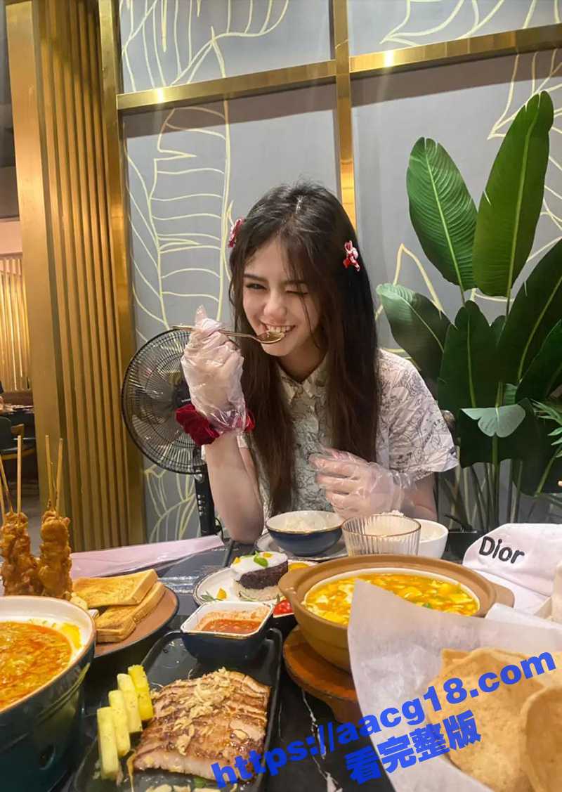 抖音高颜值网红蜡笔小相关图片