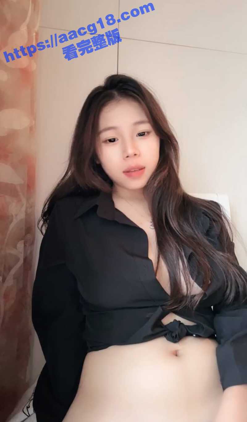顶级童颜巨乳校花 水相关图片