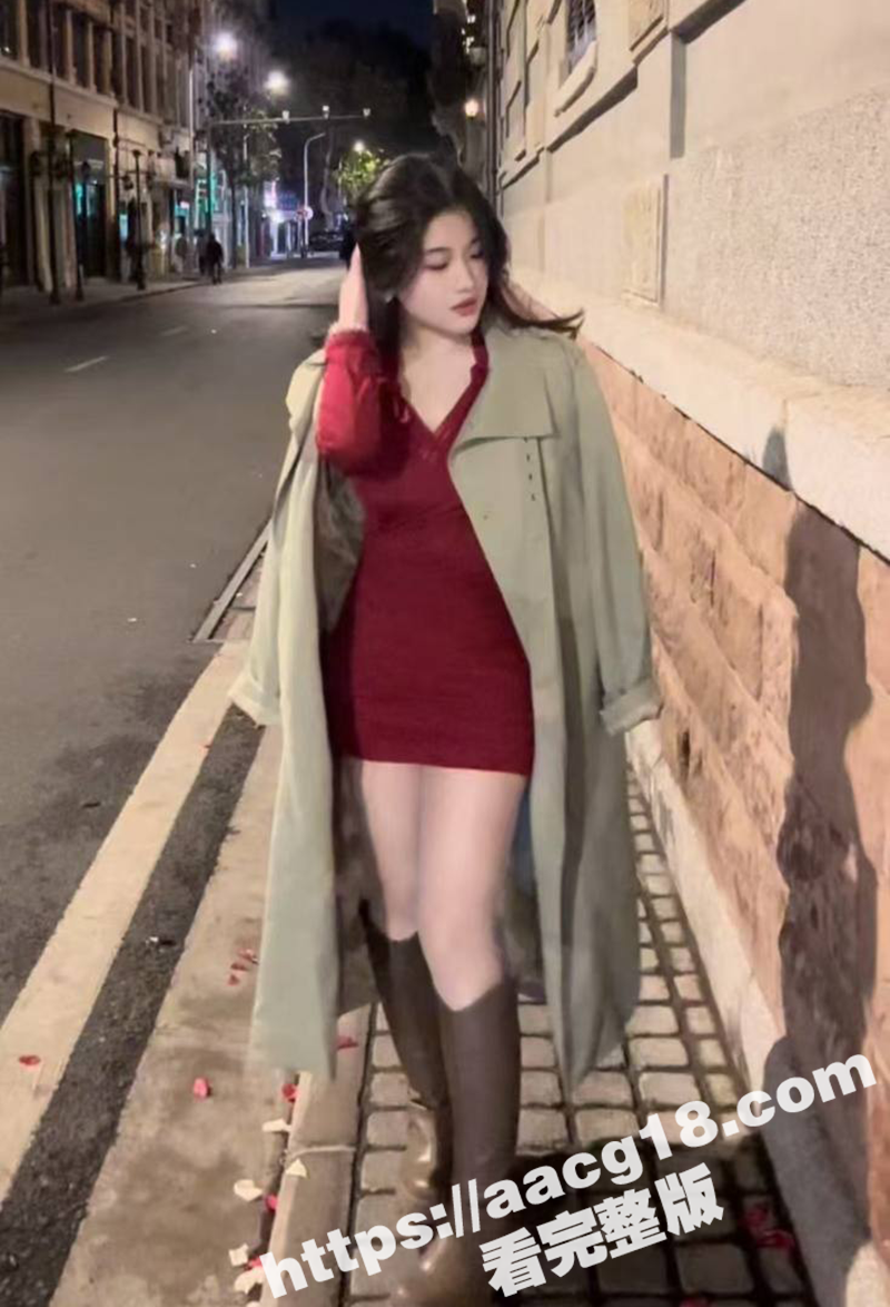 私密影院中白虎萝莉少相关图片