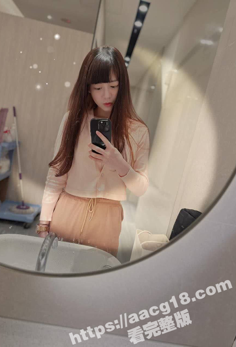 台湾清纯美女手游主播相关图片