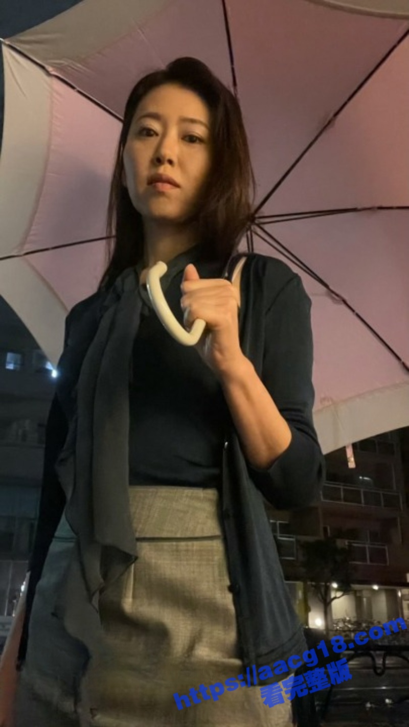 日本极品巨乳人妻 乔相关图片