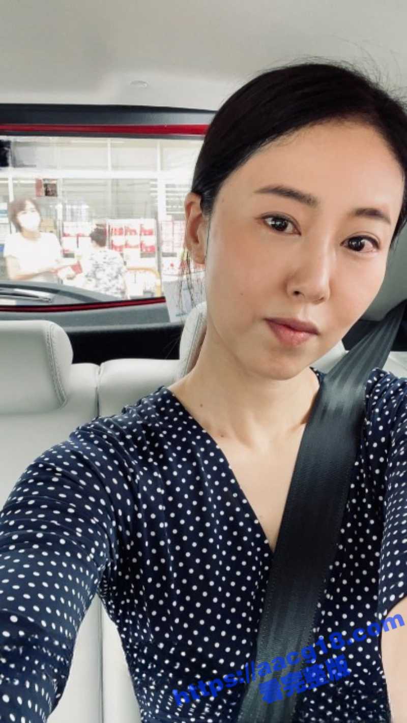 日本极品巨乳人妻 乔相关图片