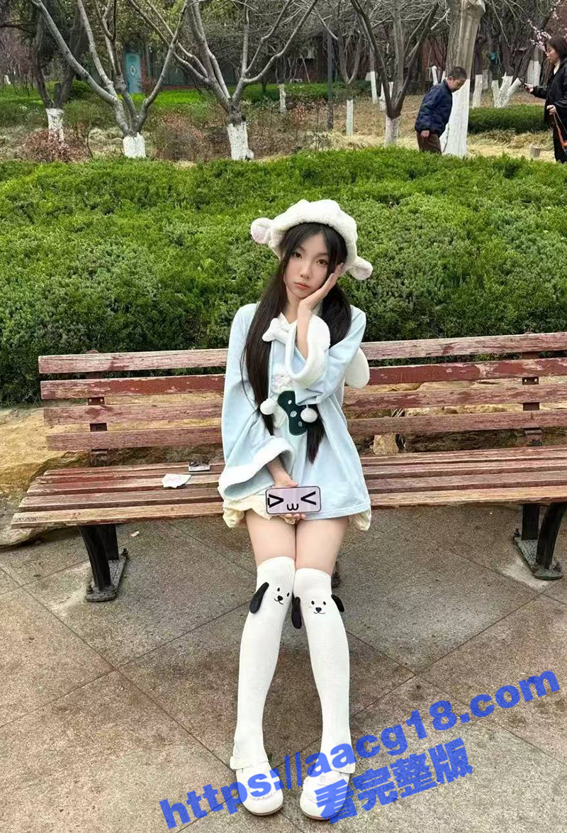上海高校清纯校花 张瑜璇 浴室揉弄无毛蜜穴呻吟浪叫 酒店内身穿情趣内衣 女上位被金主疯狂抽插