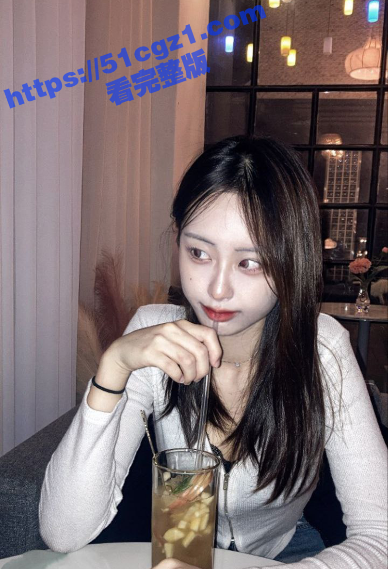 韩国女子大学清纯校花相关图片