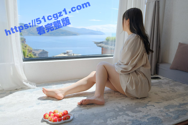 推特约炮界大佬风云人物凡哥 约操空姐巨乳黑丝风韵美少妇兔女郎学姐 两次约炮战绩视频合集绝对让你爽爆镜