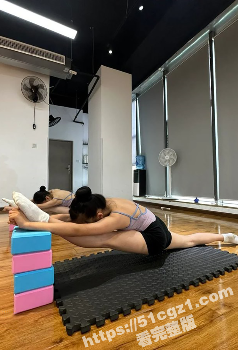 北京体育学院舞蹈老师相关图片