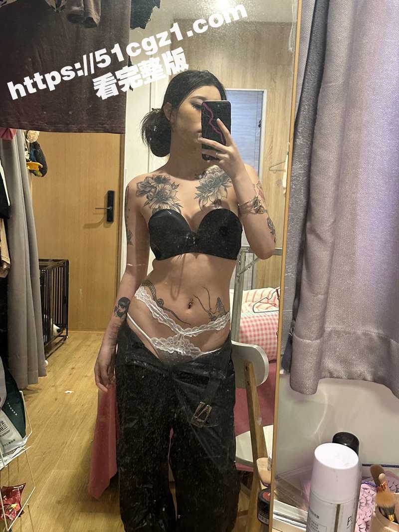约炮长腿性感纹身妹 相关图片