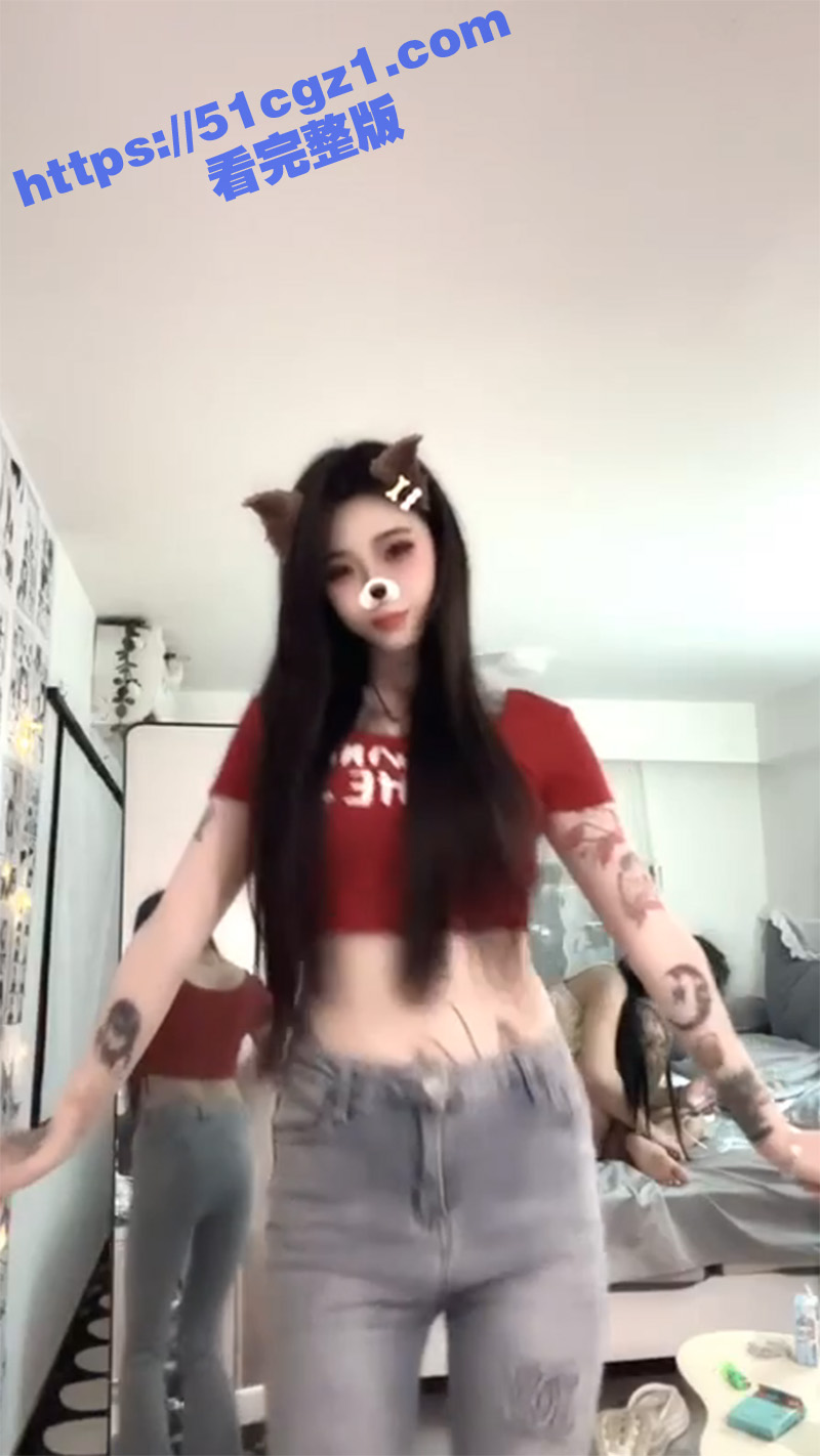 约炮长腿性感纹身妹 相关图片