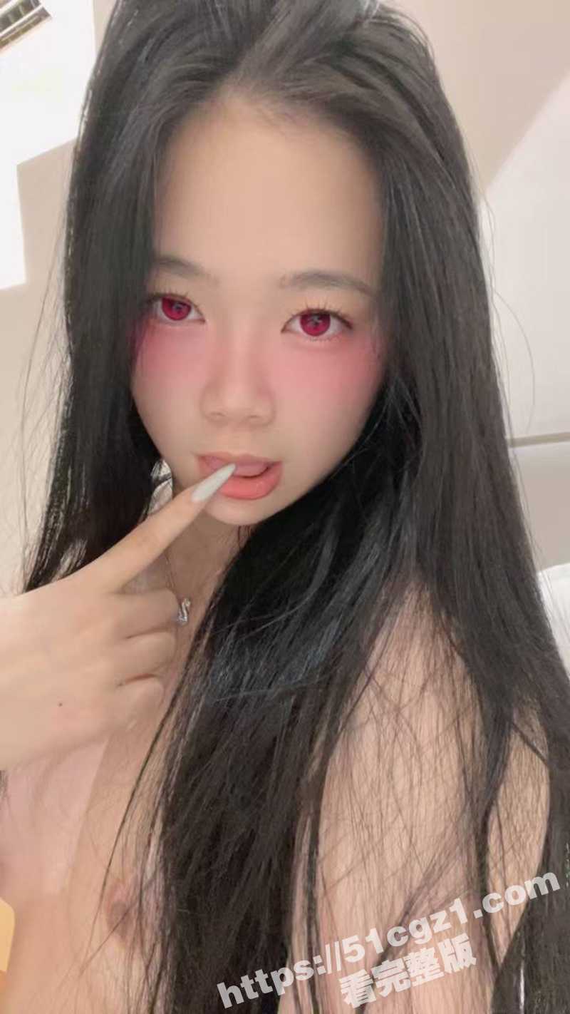 河南女大学生 李梦瑶相关图片