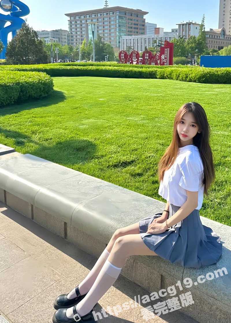 高颜值女大学生 牛奶可可 反差合集 外表斯文乖巧JK妹私底下却是骚浪母狗约炮 各种户外露出视频被曝光