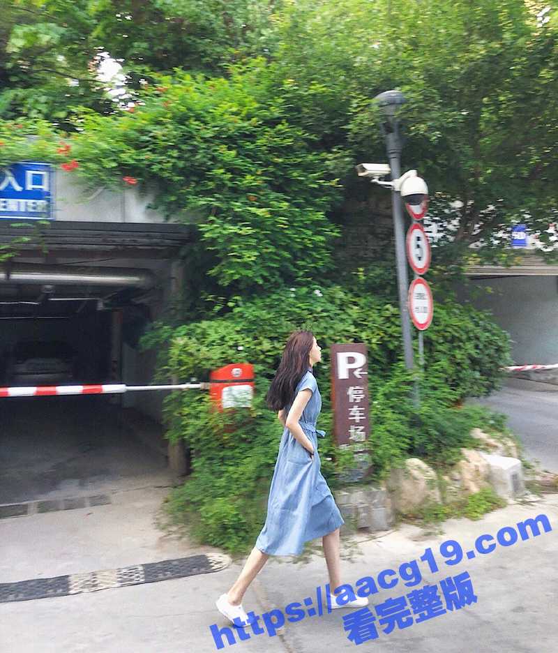 千呼万唤的喷射女王S相关图片