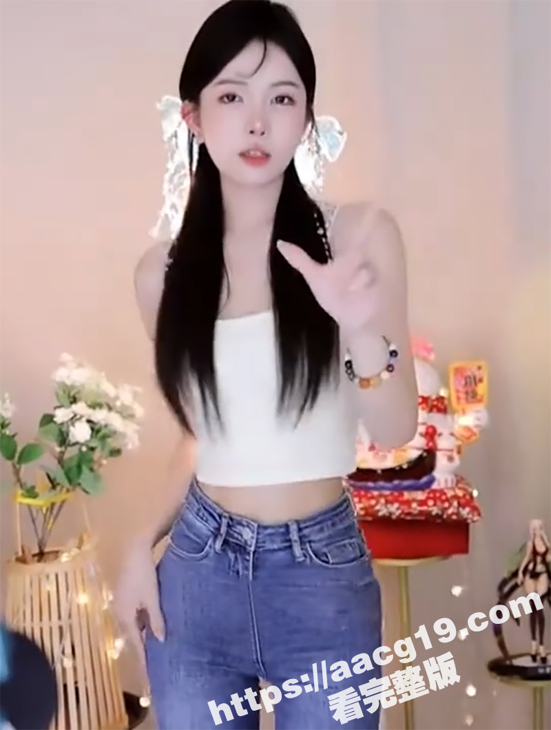 虎牙女主播 酷萱 被相关图片