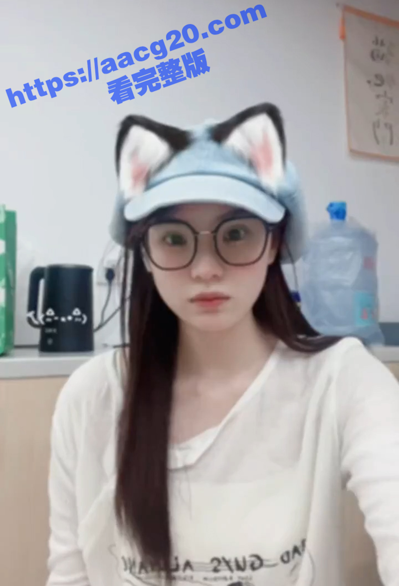 山东财经大学清纯学妹 曾雨悦 私密性爱视频曝光 乖乖女床上秒变母狗 超喜欢口交女上位的反差婊