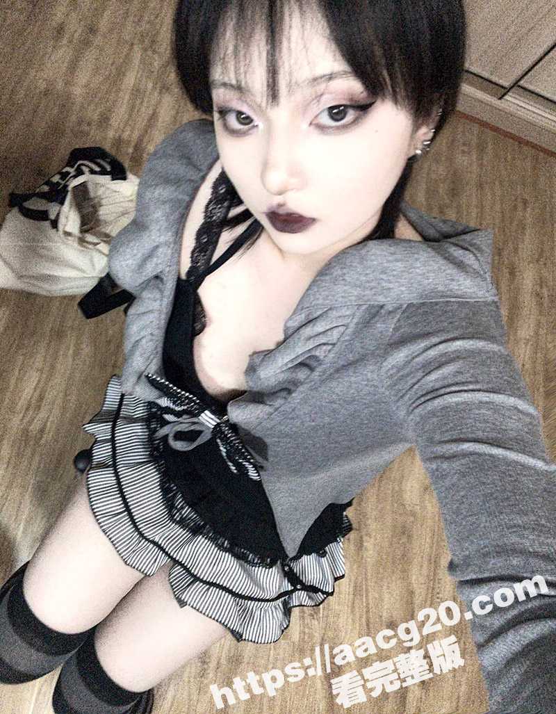 推特嫩妹COS女神 相关图片